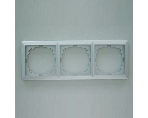 Рамка на 3 поста Imex 10064L 10064L-S340
