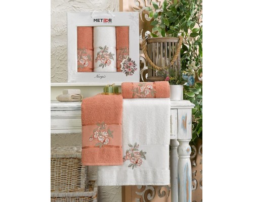 Набор полотенец для ванной NERGIS