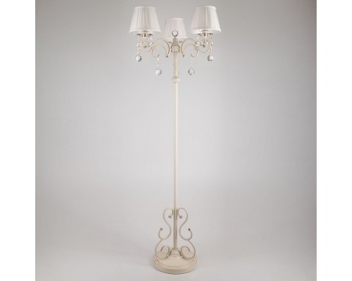 Торшер Eurosvet Ivin 12075/3F белый Strotskis