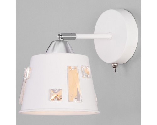 Бра Eurosvet Benna 70105/1 белый