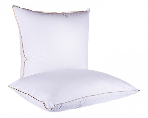 Подушка (68х68 см) Руженка