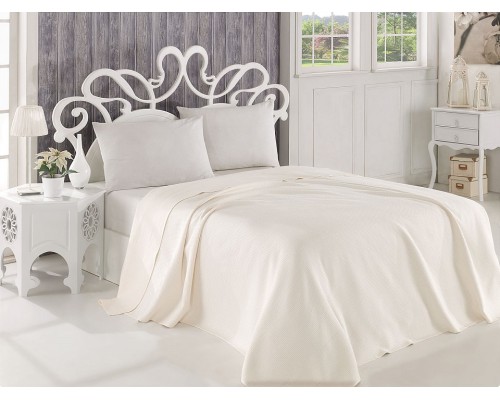 Покрывало полутораспальное Marta