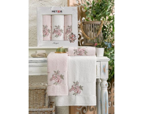 Набор полотенец для ванной NERGIS